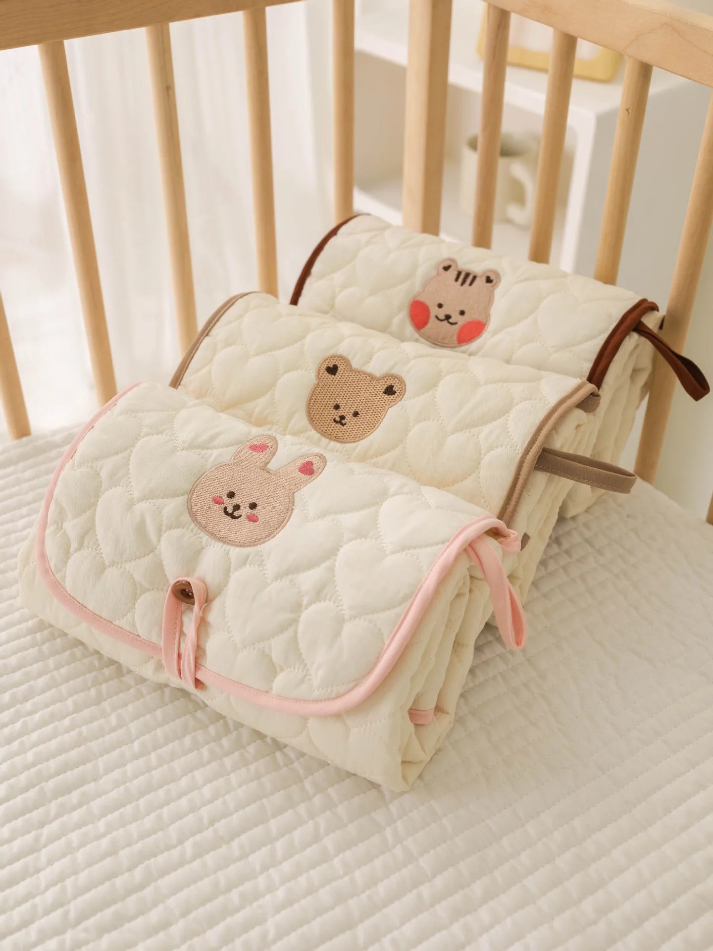 Foldable Baby Changing Pad – Portable Waterproof Diaper Changing Mat for Newborns, Infants & Travel