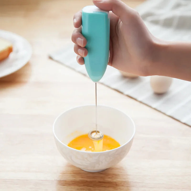 Handheld Electric Milk Frother – Battery-Powered Coffee & Drink Mixer