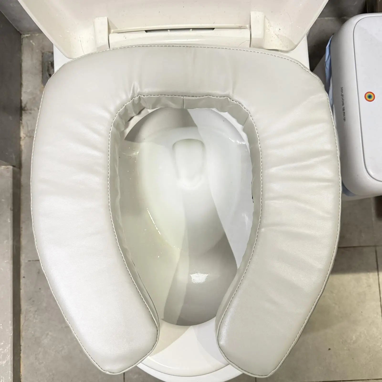Raised Toilet Seat Cushion – Thick Waterproof U-Shaped Toilet Seat Riser with High-Density Foam for Seniors, Disabled & Post-Surgery Recovery