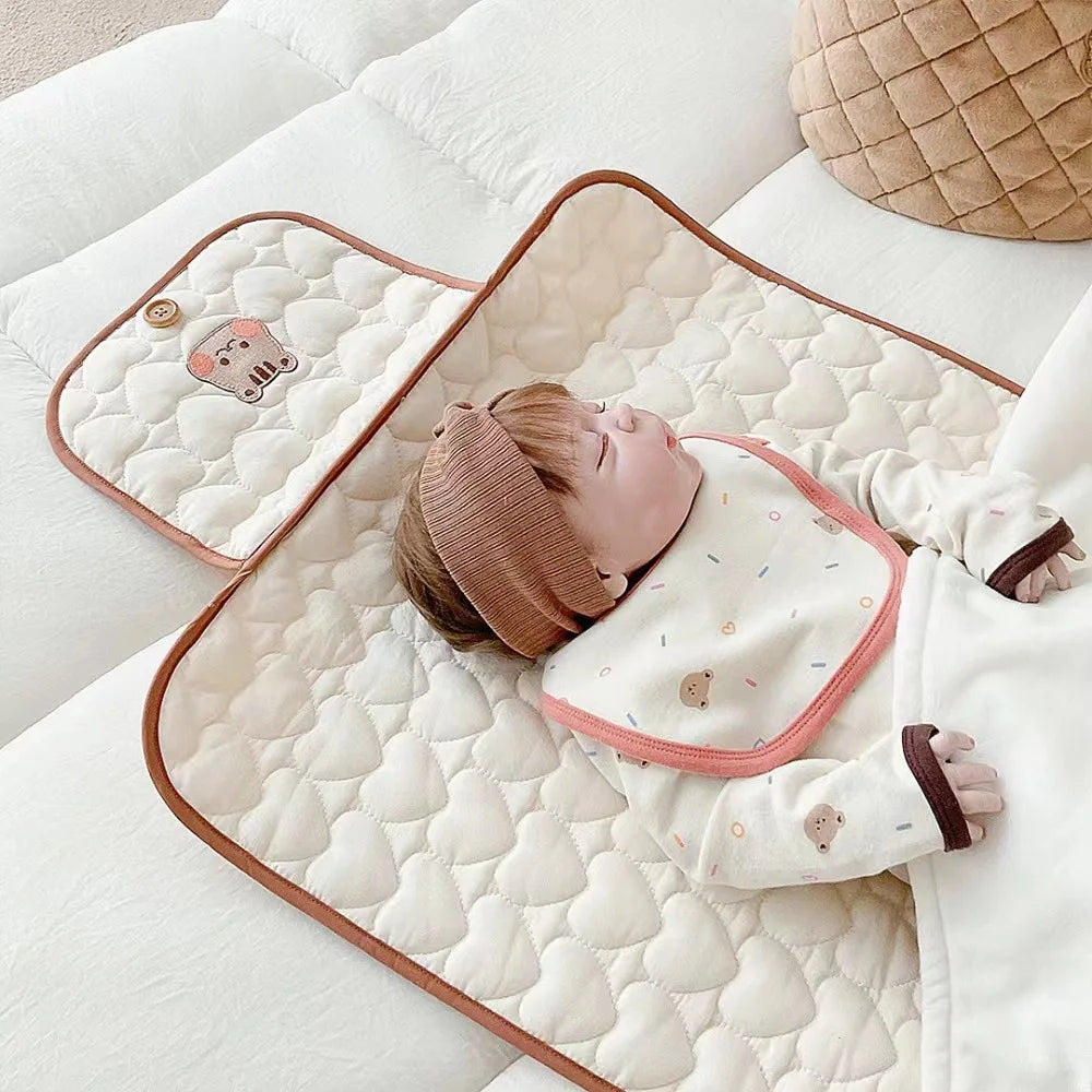 Foldable Baby Changing Pad – Portable Waterproof Diaper Changing Mat for Newborns, Infants & Travel