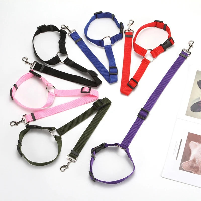 Cinturón de seguridad dos en uno de color sólido para mascotas, correa de nailon, cinturón de seguridad para asiento trasero, arnés ajustable para perros, collar, accesorios para mascotas