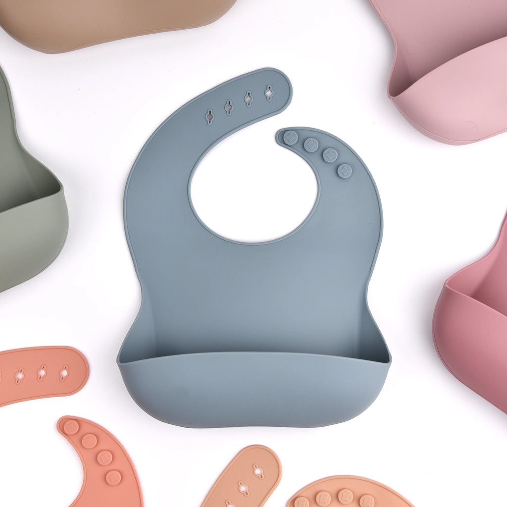 Silicone Baby Bib with Food Catcher – Waterproof Soft Feeding Bib for Infants, Adjustable Easy Clean Baby Bib