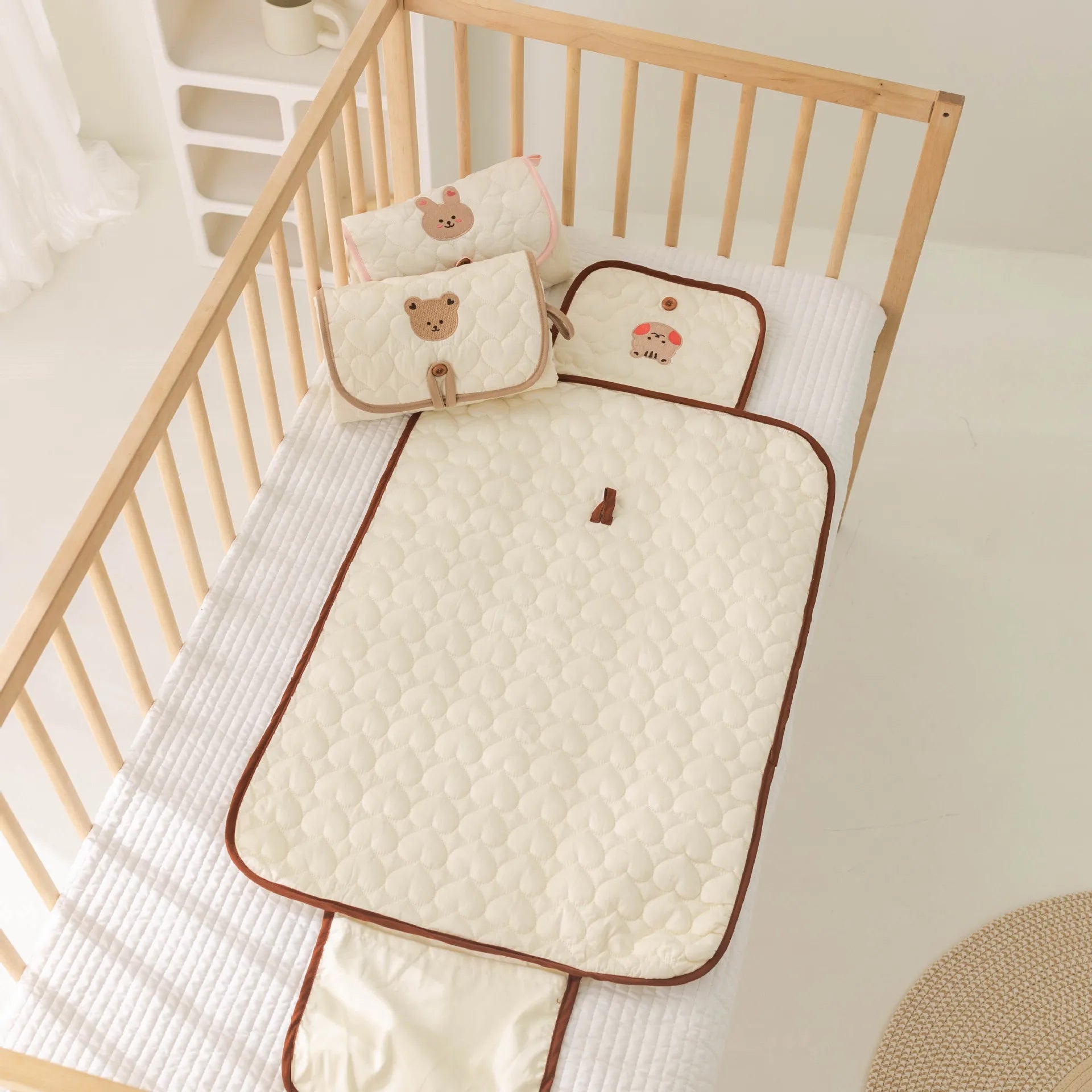 Foldable Baby Changing Pad – Portable Waterproof Diaper Changing Mat for Newborns, Infants & Travel